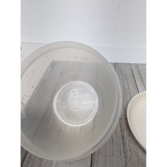 Vintage Rubbermaid Servin Saver #2 Round 4 Cup Food Container Almond Lid - 3 - Picture 7 of 13